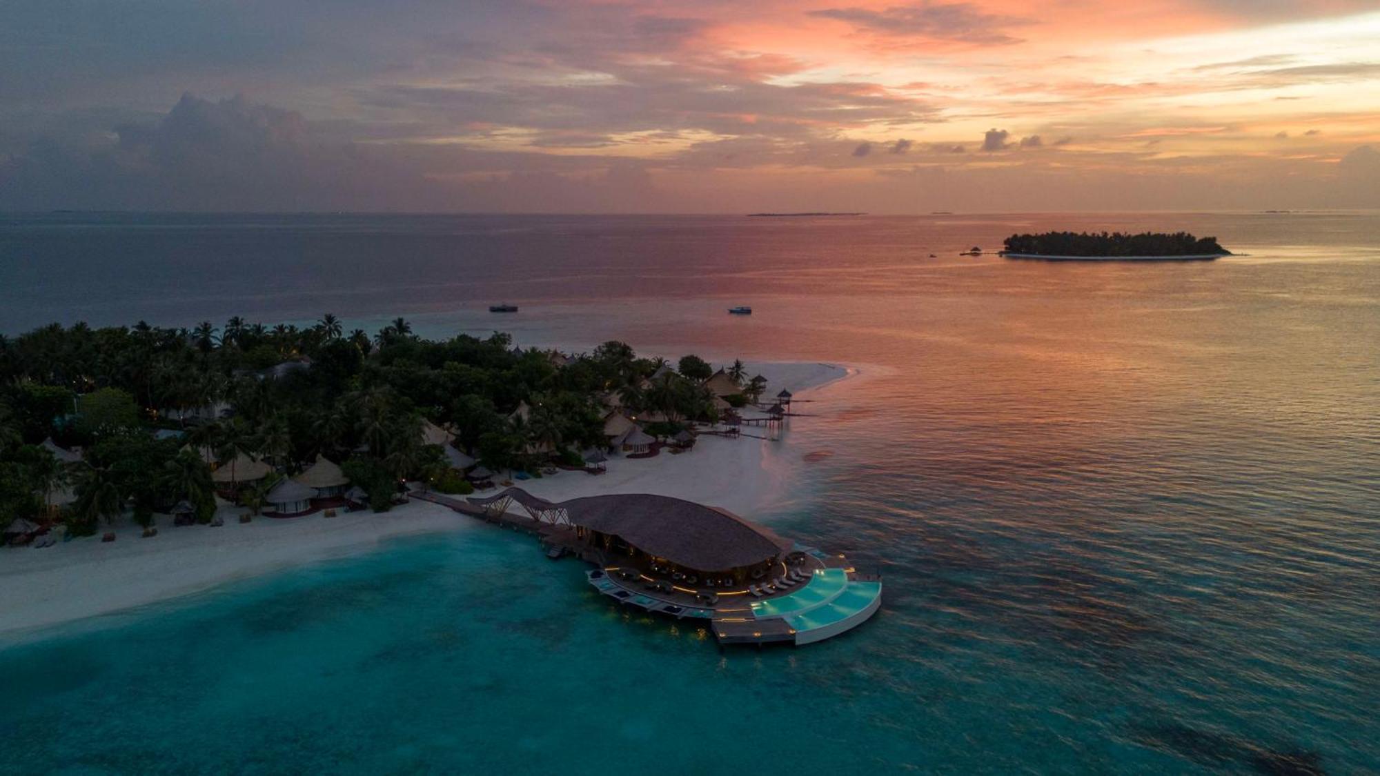 Banyan Tree Vabbinfaru Hotel Male Exterior foto